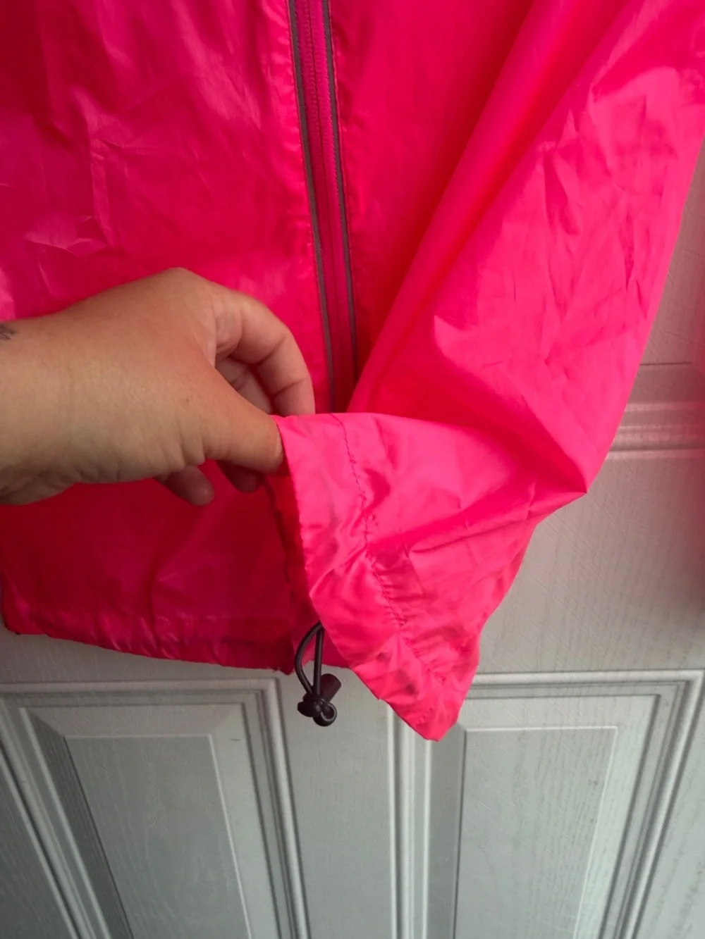 New Balance Neon Pink Lightweight Hooded Windbreaker - Picture 5 of 8